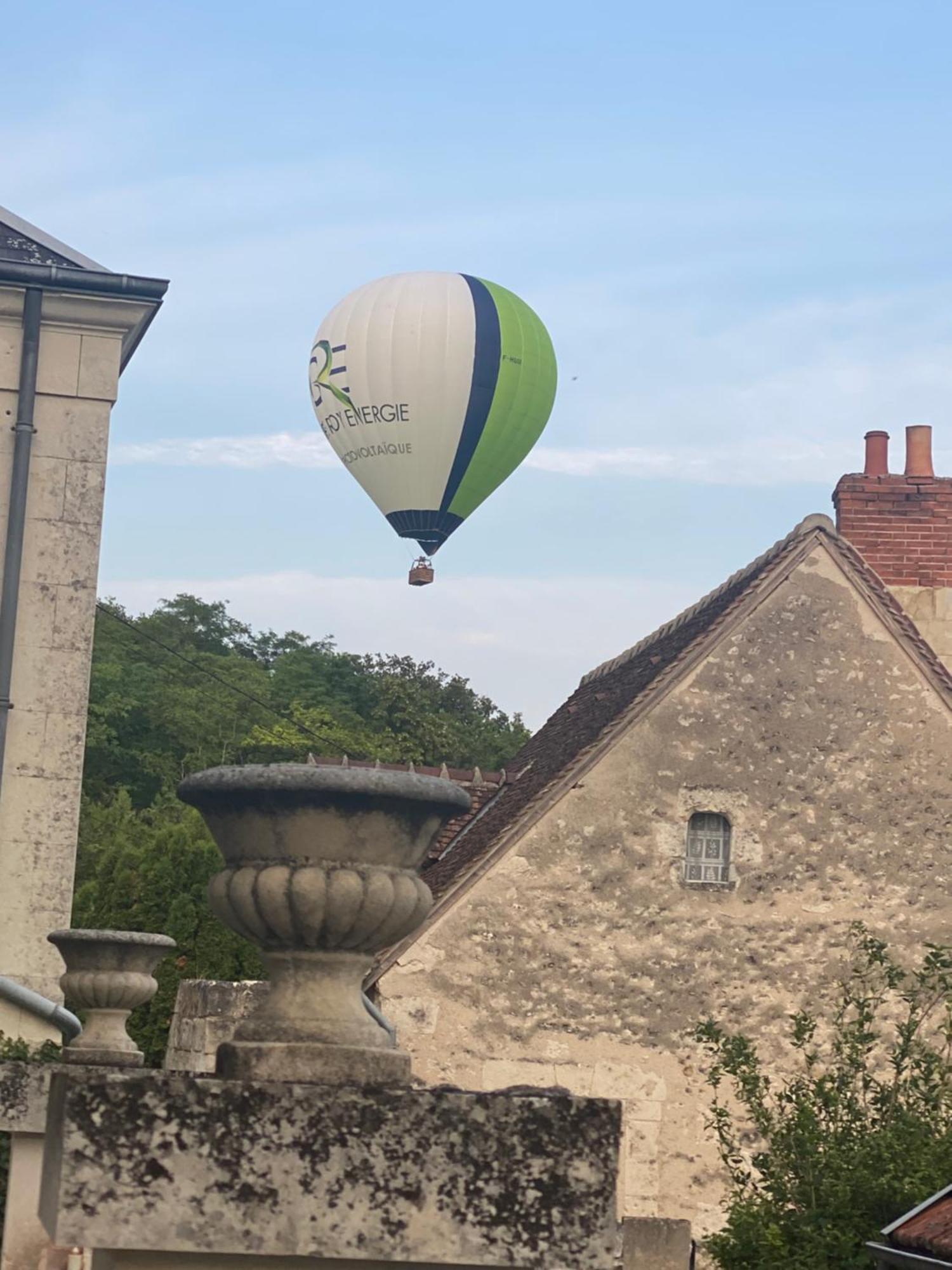 Le Manoir Des Roches Panzió Bourré Kültér fotó